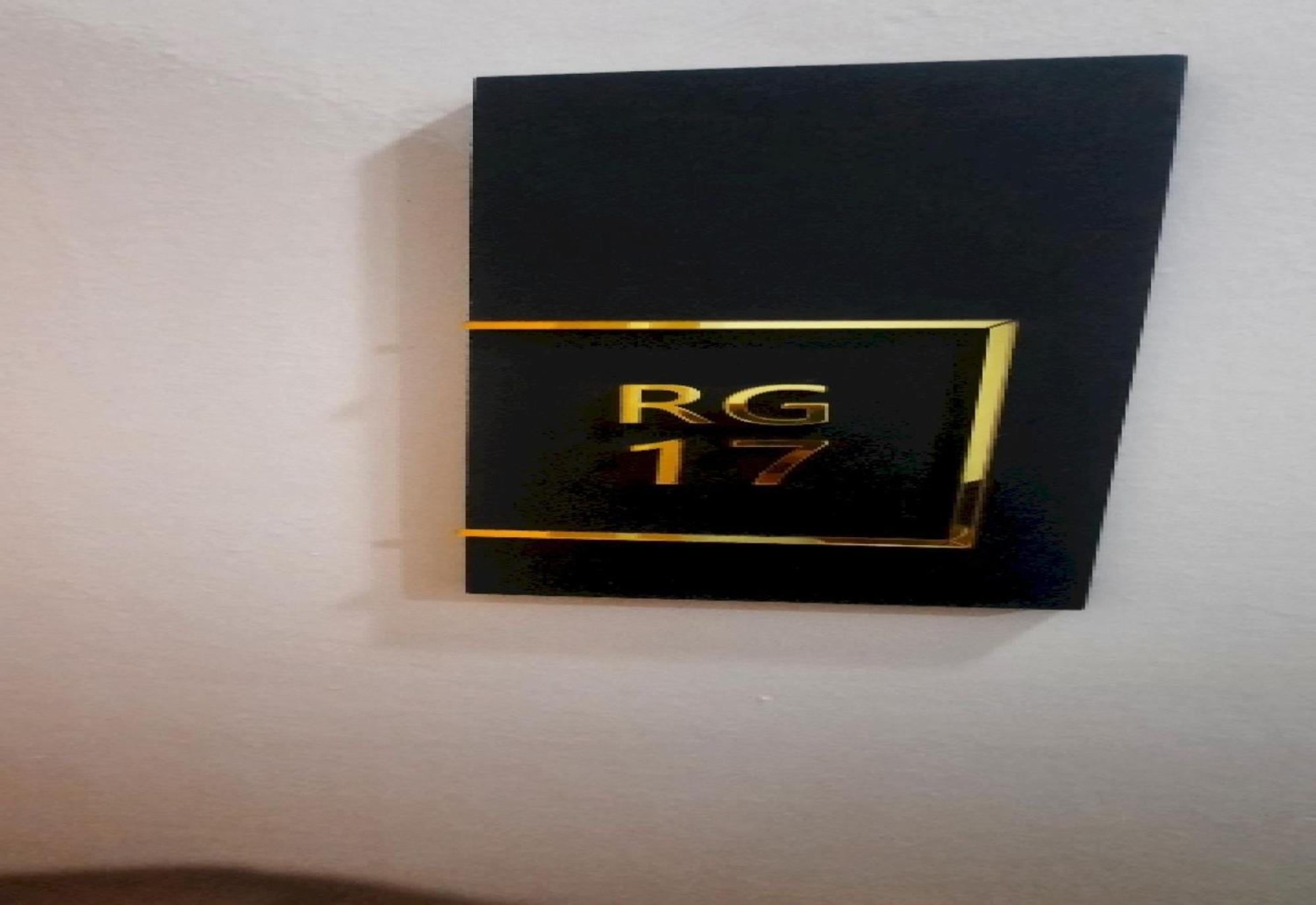 Super Oyo 90724 Rg Hotel Air Hitam Zewnętrze zdjęcie